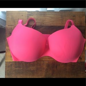 Victoria’s Secret Incredible bra size 38 DD